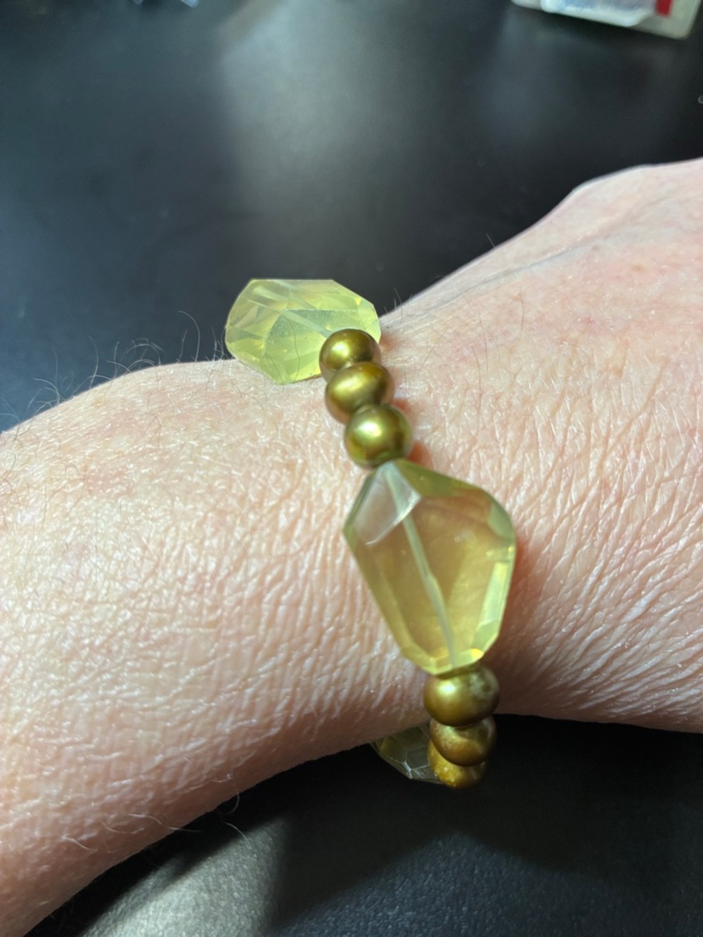 Israeli Cut natural lemon quartz gemstone and pearl magnetic clasp Bracelet - Picture 16 of 16